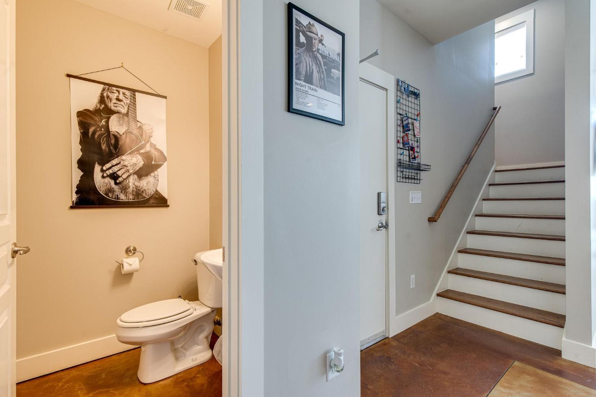 The Celebrity - Minutes To Broadway With A Balcony Apartment Nashville Luaran gambar