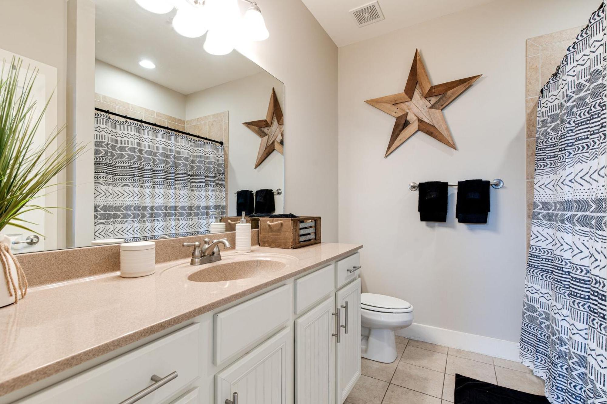 The Celebrity - Minutes To Broadway With A Balcony Apartment Nashville Luaran gambar