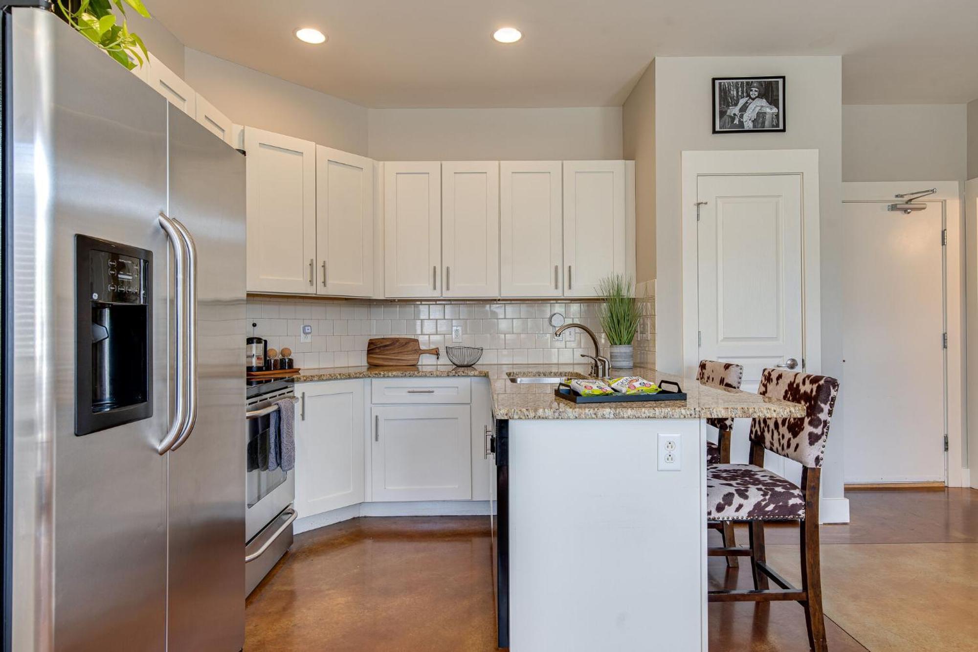The Celebrity - Minutes To Broadway With A Balcony Apartment Nashville Luaran gambar
